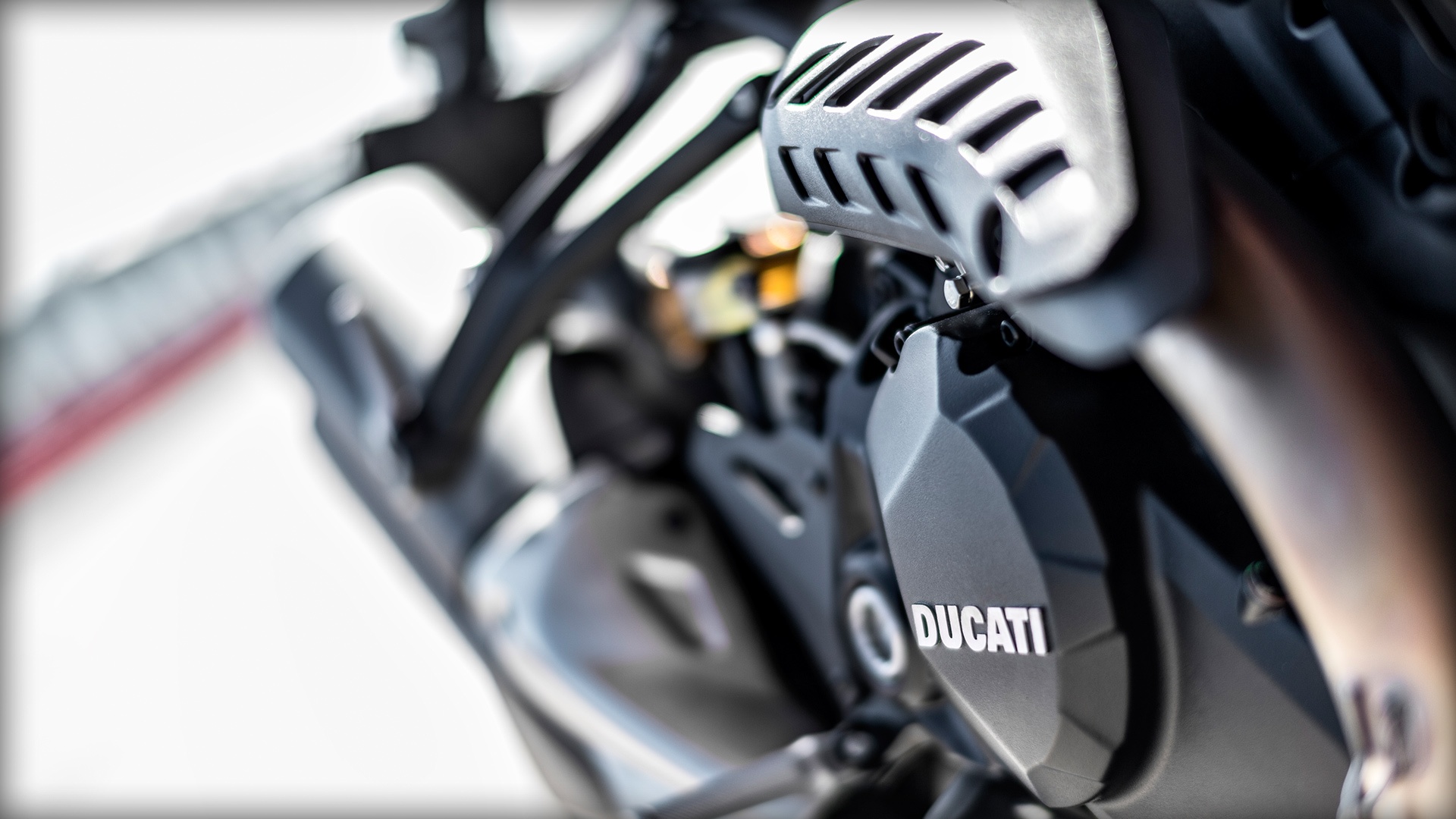 Foto Foto Keren Ducati Monster 1200R 2016 Gilamotor