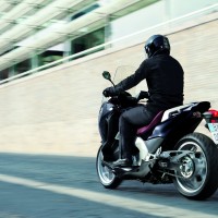 honda a eicma 2011 007 honda integra rear 3 4 dyn