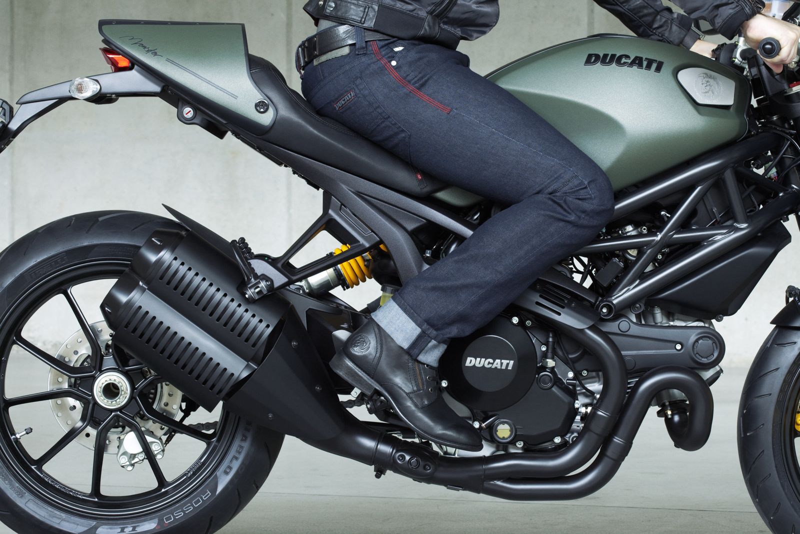 Ducati Monster Diesel 06 Gilamotor