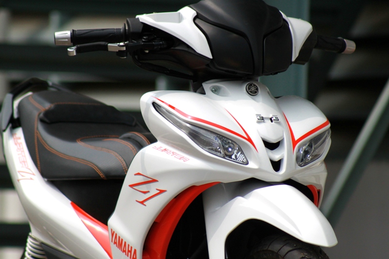Jupiter Z1 Racing Kuatkan Citra Balap Gilamotor Jupiter Z1 Racing Kuatkan Citra Balap Gilamotor