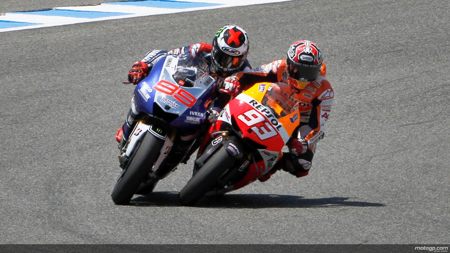 Marc Marquez vs Jorge Lorenzo  Gilamotor