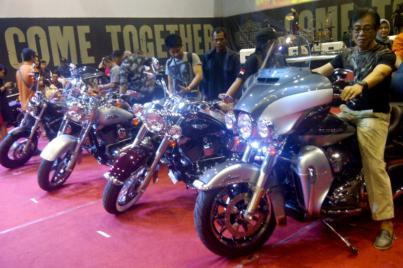 Daftar Harga  Harley  Davidson  2014 Di Indonesia Gilamotor
