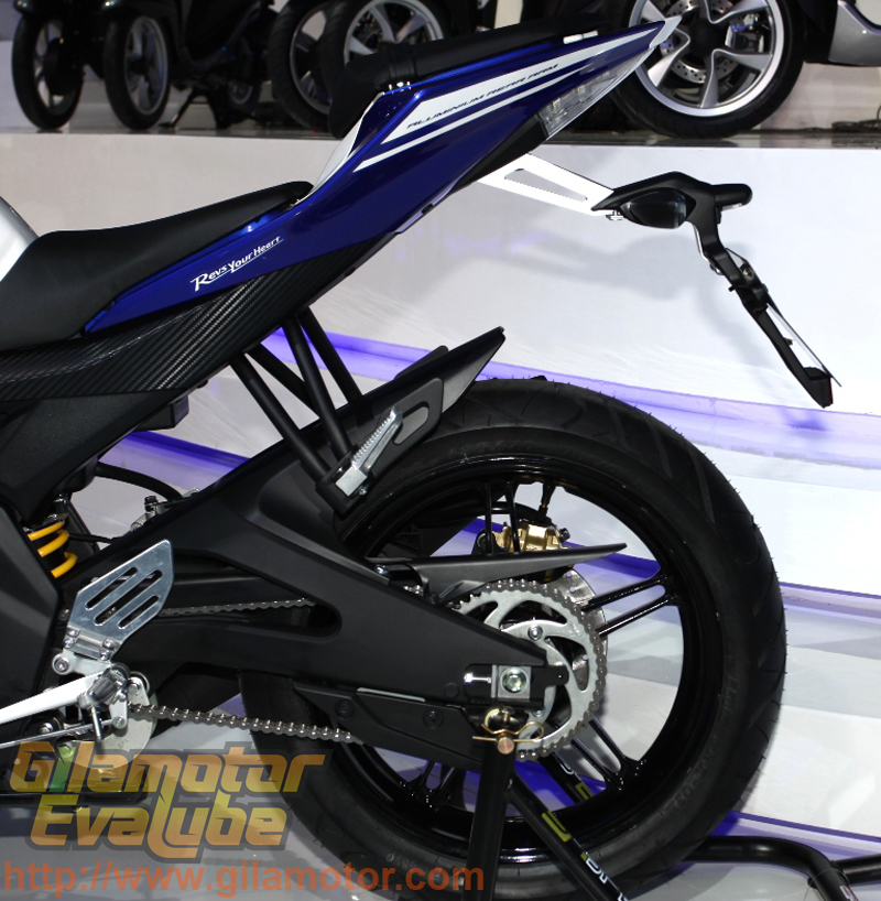 Yamaha YZFR15  Swing arm  Gilamotor
