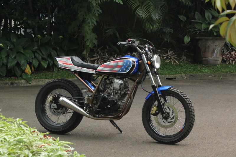 Scorpio Flat Tracker Penghilang Rasa Bosan Gilamotor