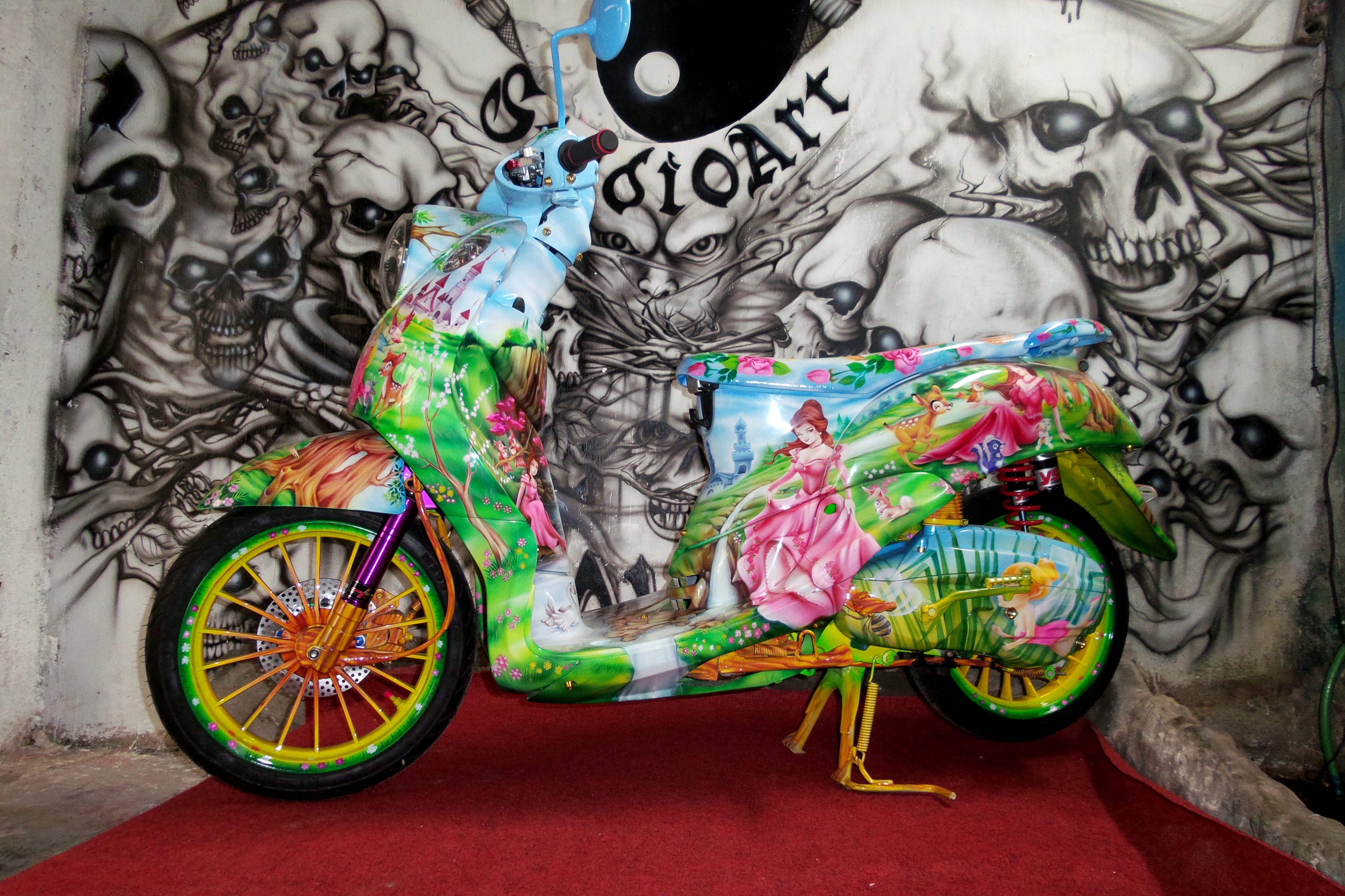 Juara 1 Modifikasi Motor