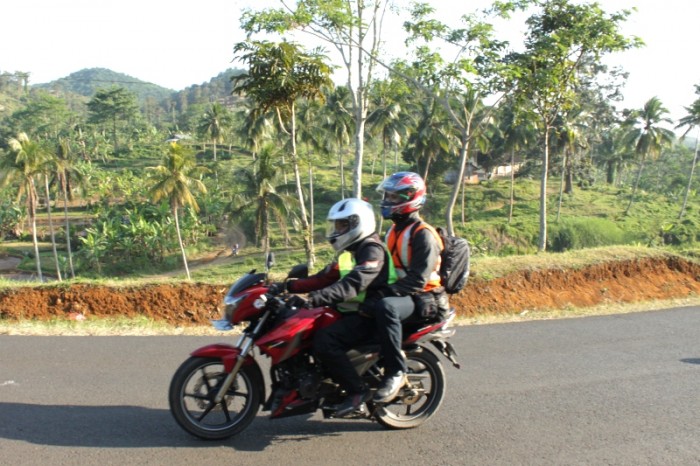 Test Ride TVS Apache RTR 180 XVenture 2