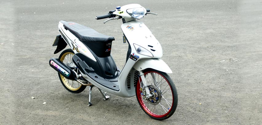Modifikasi Yamaha Mio 2008, Tergoda Racun Thailook Gilamotor Modifikasi Yamaha Mio 2008, Tergoda Racun Thailook Gilamotor