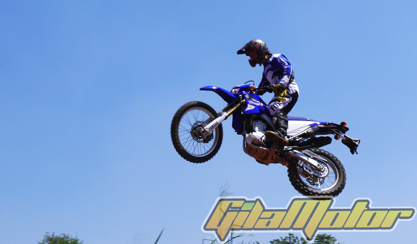 WR250R 2 Yamaha Indonesia luncurkan WR250R. Motor dual purpose ini langsung dites di sirkuit