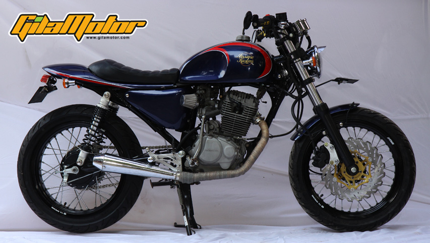 Urban Tracker Berbasis Honda Tiger 1998 Rapih dengan 