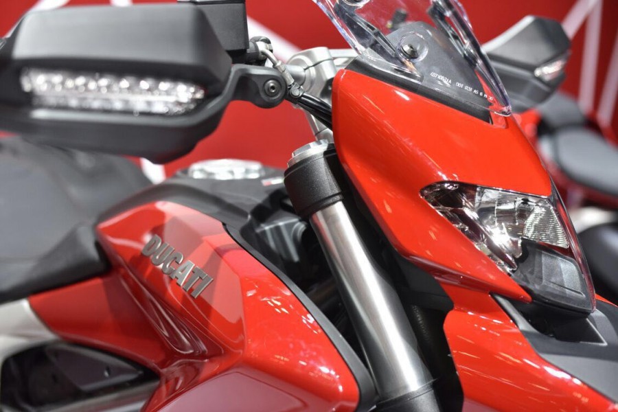 Ducati Hyperstrada 939 GIIAS 2016 (3)