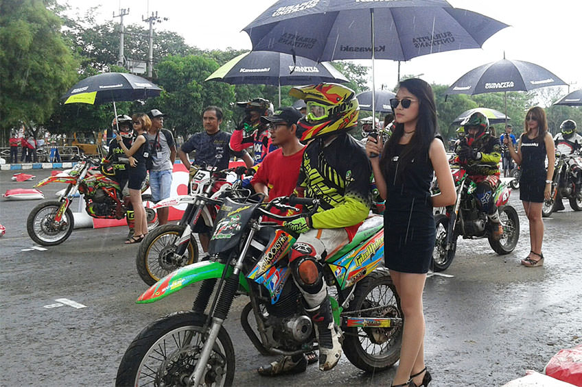 GilaMotor-Racing-Tampil-Optimal-di-FIM-Asia-Supermoto-2016_1