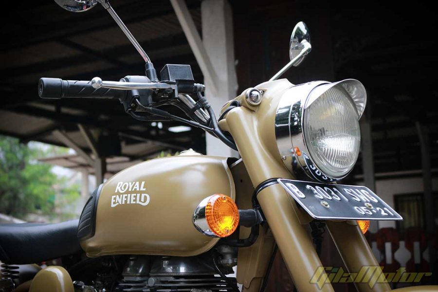 Royal-Enfield-Classic-500-2