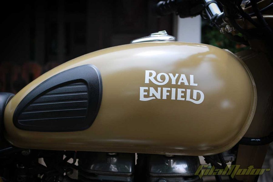 Royal-Enfield-Classic-500-4