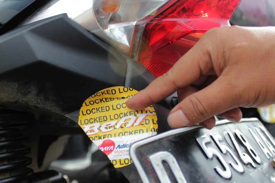 Kunci Jok, Kunci Kontak, dan Tangki Bahan Bakar Disegel