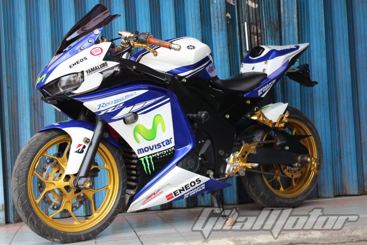 Modifikasi Yamaha R25 : Racikan Gerai Bodi Kit  Gilamotor