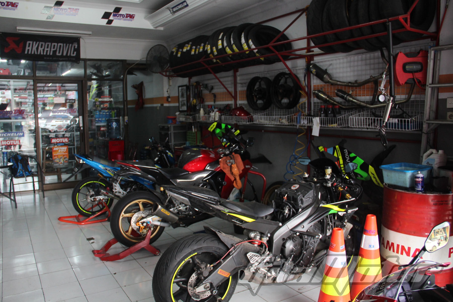 Scooter Care Salon Khusus Vespa Gilamotor