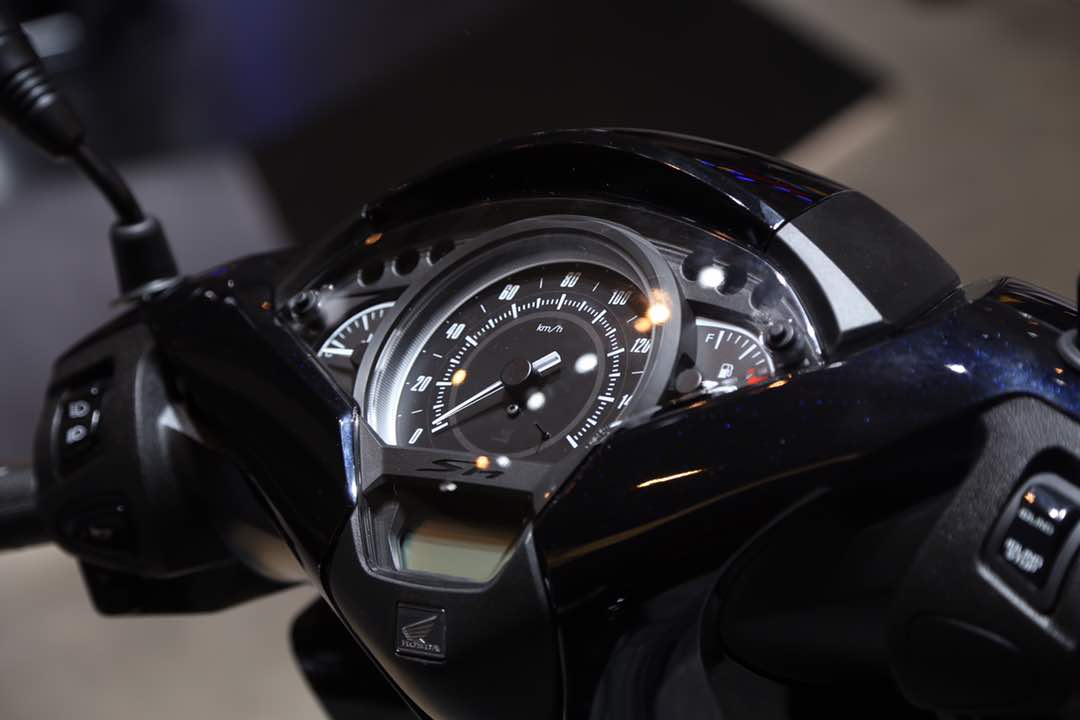 Honda SH150i IIMS 2017 1