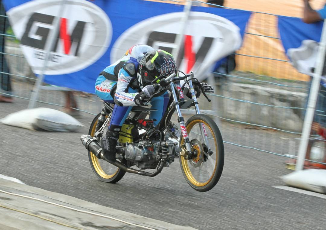 Alvan Cebonk Kuasai Kejurnas Drag Bike 2017 Region 2 Seri 2 Alvan Cebonk Kuasai Kejurnas Drag Bike 2017 Region 2 Seri 2