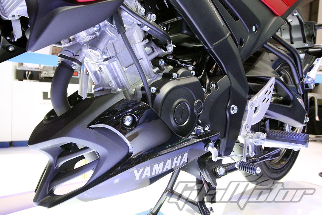 Yamaha All New V-Ixion R