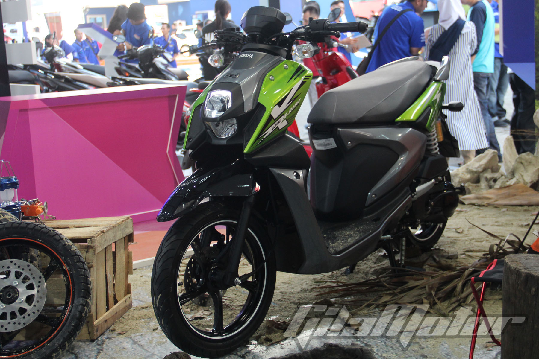 First Impression All New X Ride 125 Ini Dia Sederet Kelebihan Skutik Adventure Baru Yamaha Gilamotor
