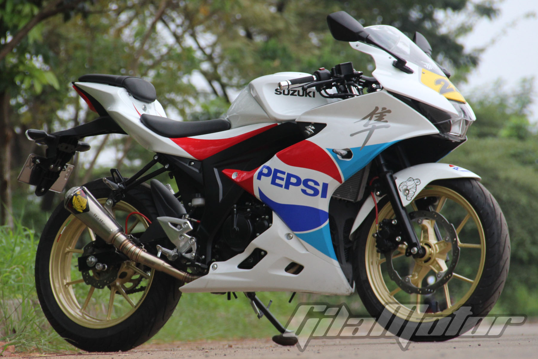 Modifikasi Suzuki Gsx R150 Edisi Khusus Gilamotor