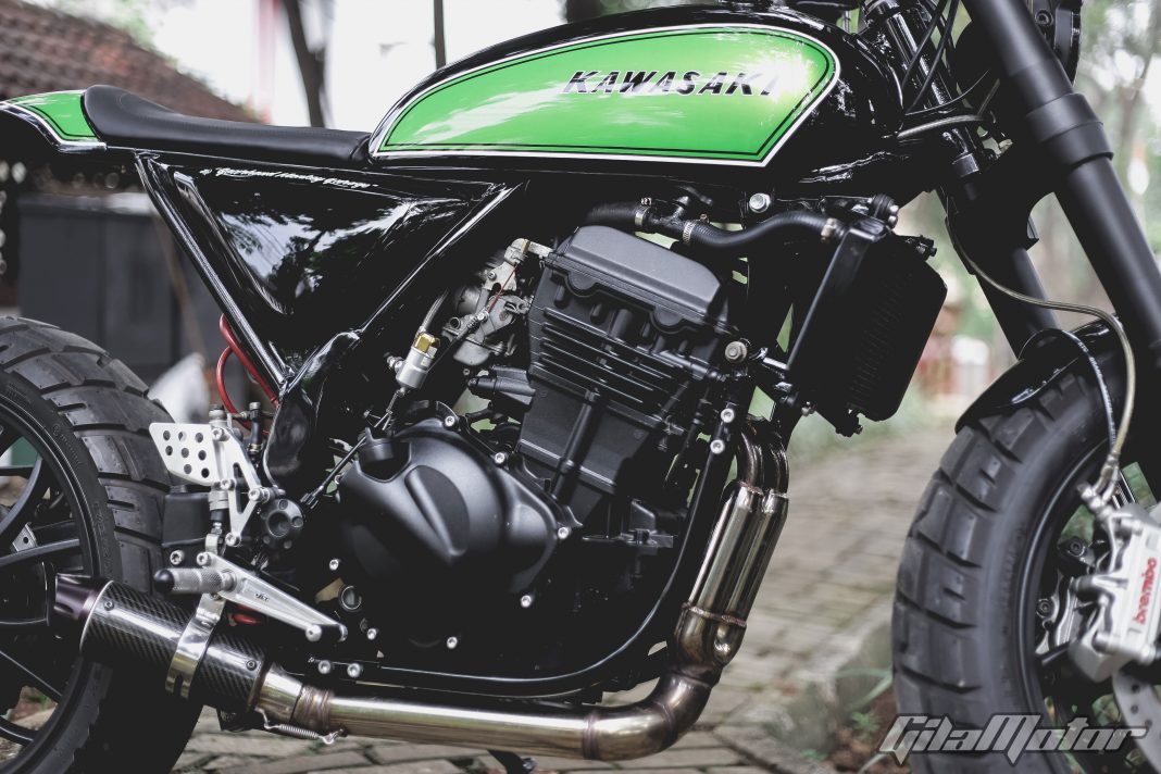 Modifikasi Kawasaki Ninja 250 : Melawan Kodrat! | Gilamotor