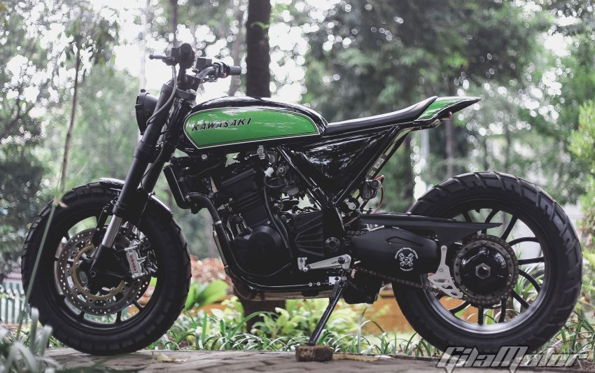 Modifikasi Kawasaki Ninja 250 : Melawan Kodrat!  Gilamotor