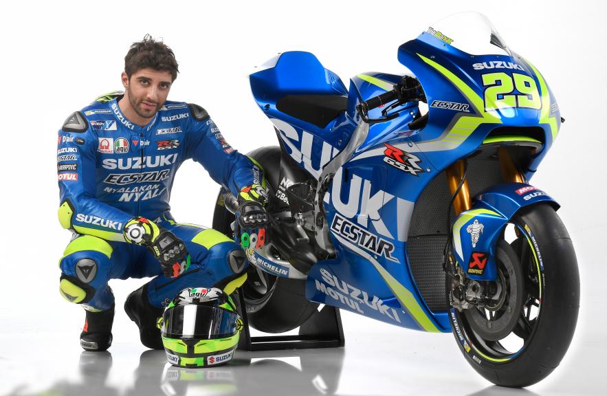 ai29_andrea-iannone_team-suzuki-motogp-2017_gsx-rr-011.gallery_full_top_md