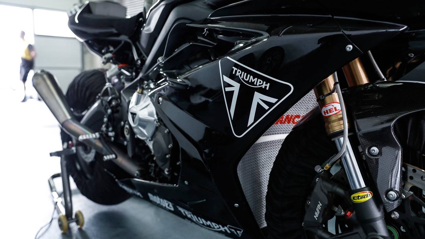 Mesin Triumph Moto2