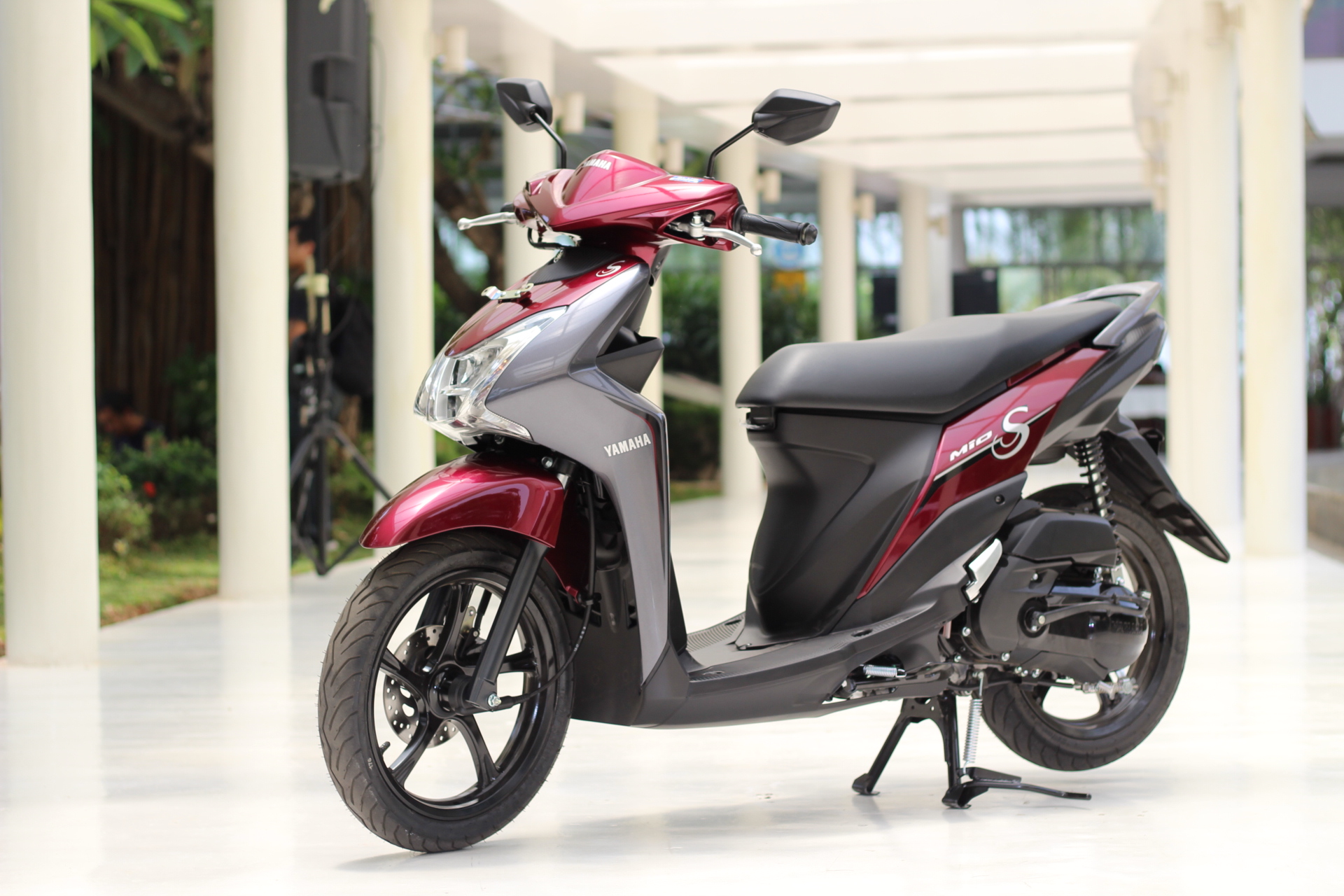 Pakai Tubeless Dan Ban Lebar Segini Harga Yamaha Mio S 125cc