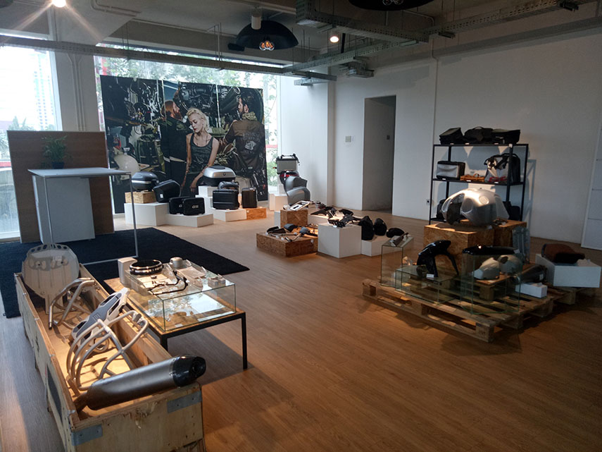 Online Store BMW Motorrad Indonesia