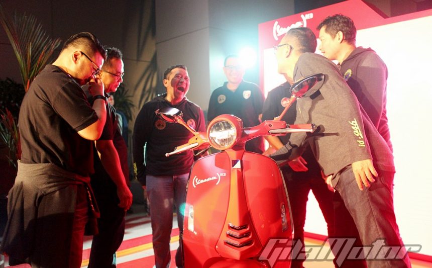 Vespa 946 Red Indonesia