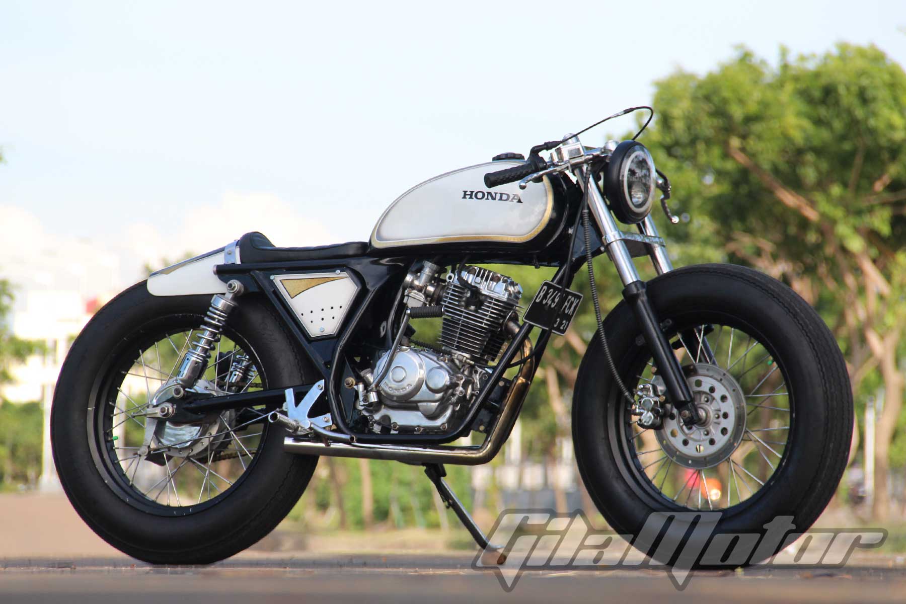 Honda Mega Pro Cafe Racer