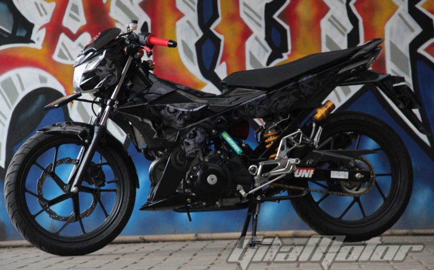 Modifikasi Suzuki Satria F150 Black Predator 7