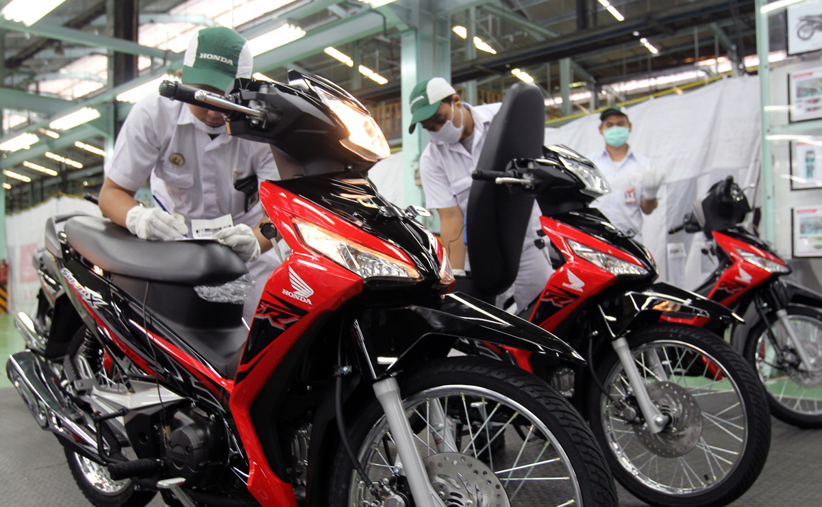 Honda Supra X 125 Fi Punya Baju Baru  Gilamotor