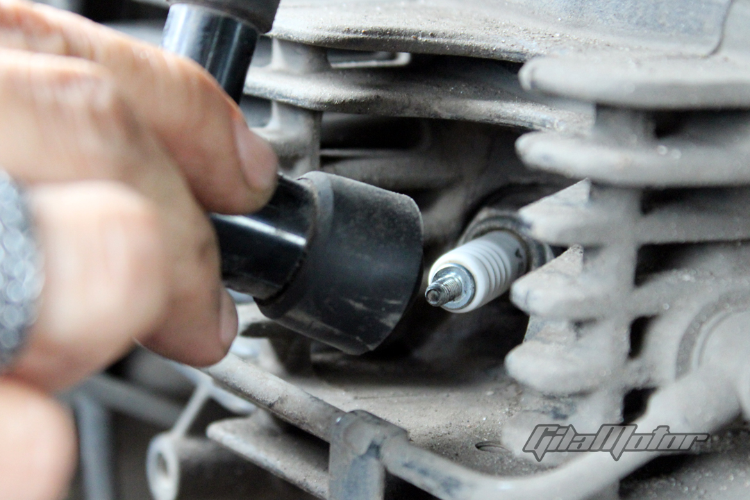 Cara Pakai Carbon Cleaner Motor AMB Proclean