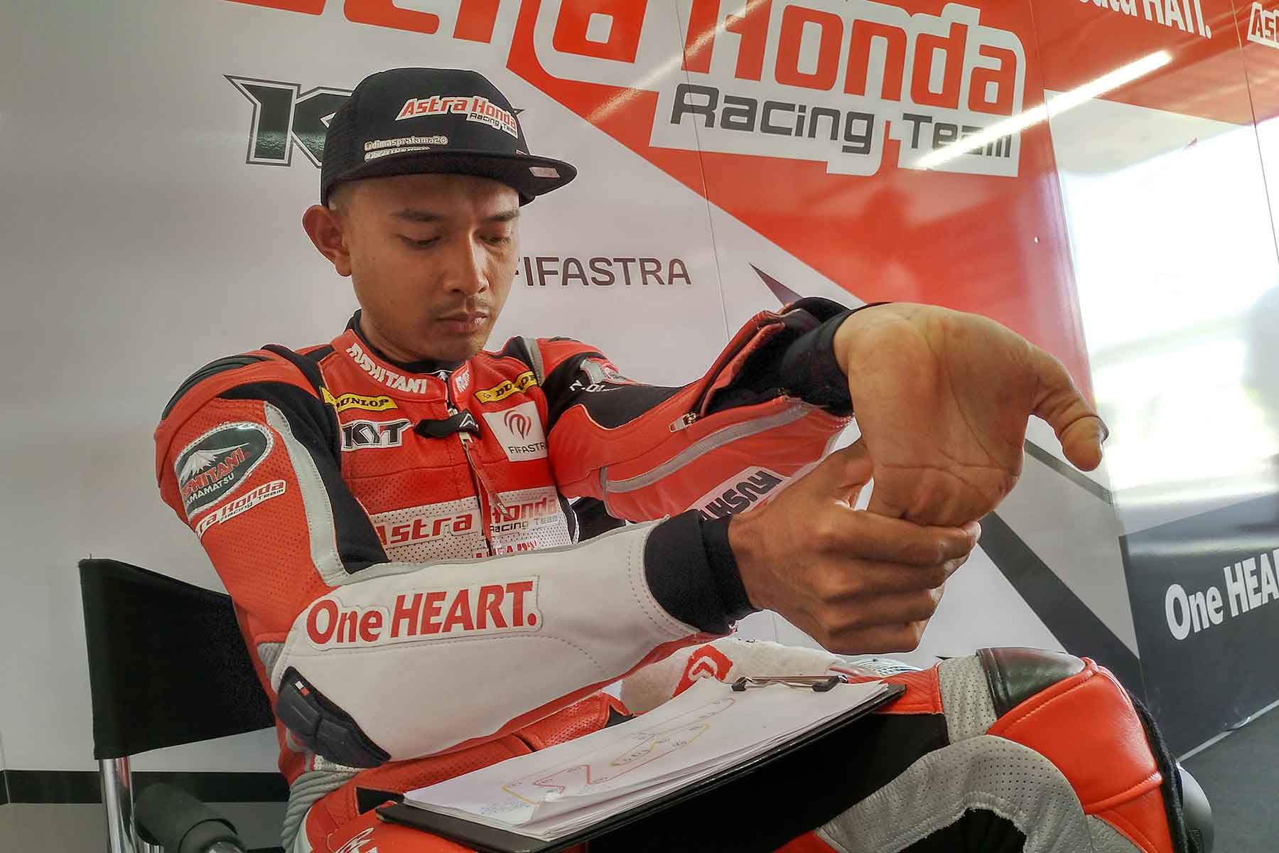 dimas-ekky-moto2-seri-2-2