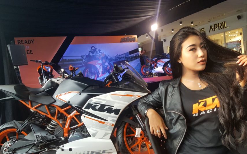 Showroom KTM Bandung (4)