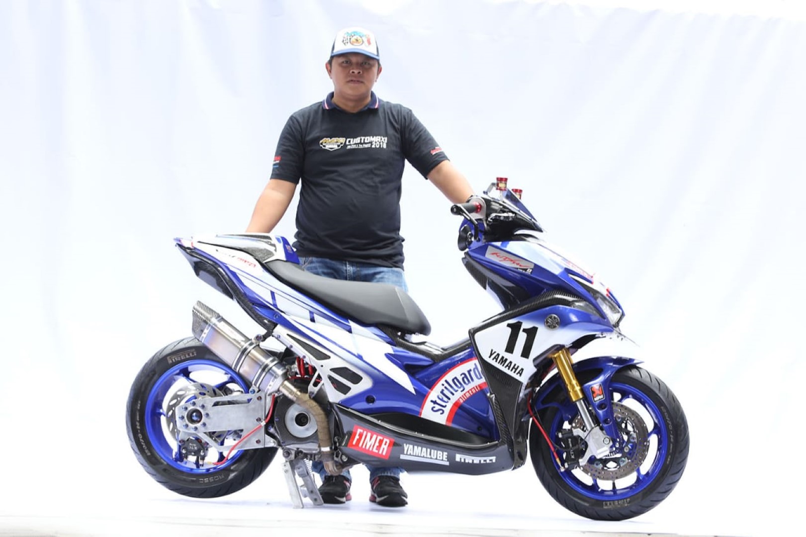 Modifikasi Yamaha Aerox 155 Menjadi "King Of Maxi series 