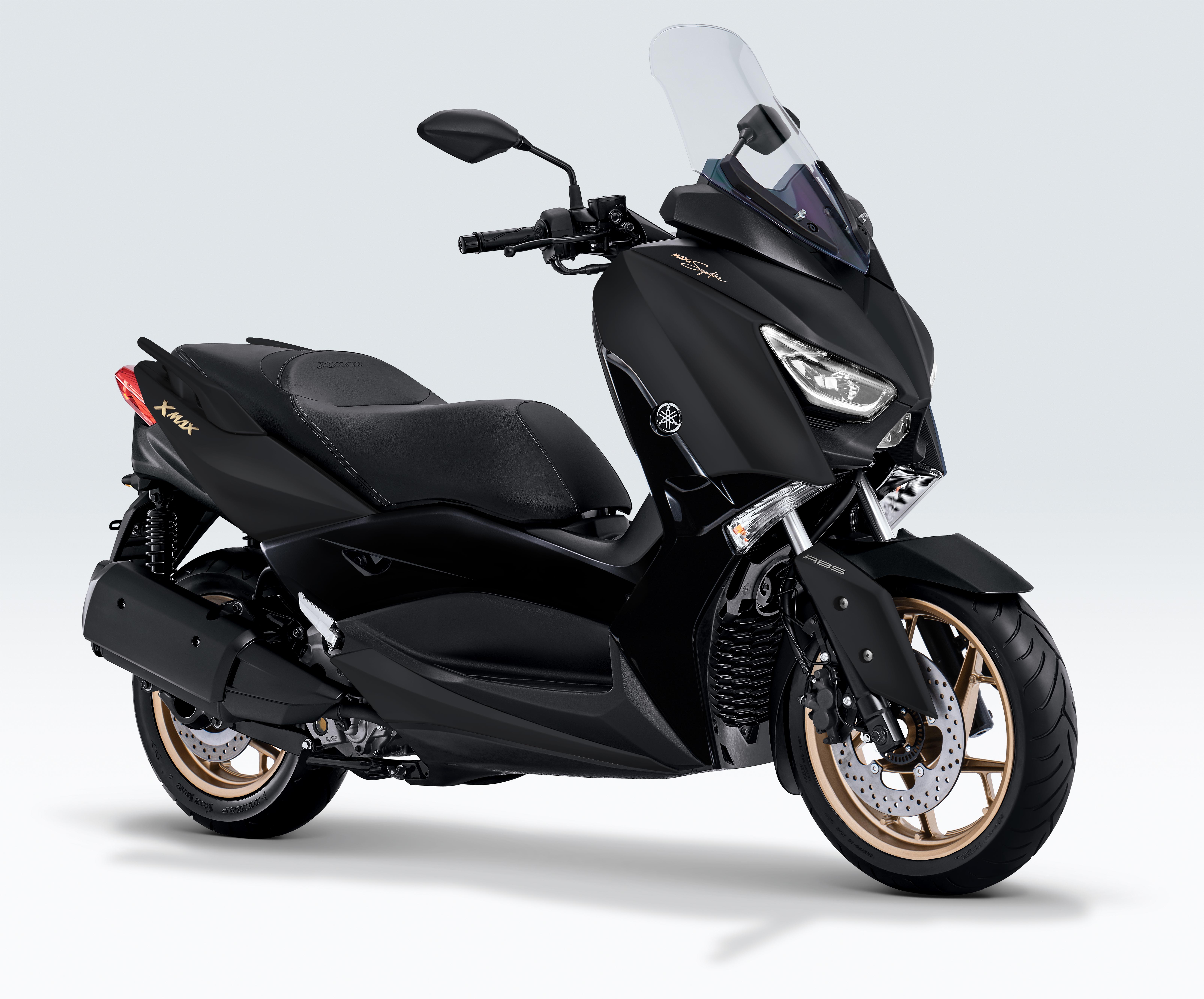 Yamaha Signature Jadi Senjata Motor Skutik Yamaha Tahun 