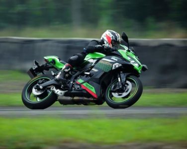 kawasaki ninja zx25r